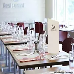 Moxy Hotell