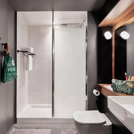 Moxy Hotel