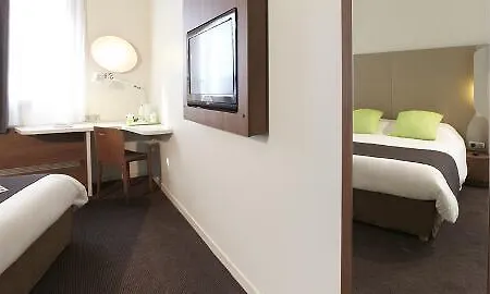 Moxy 3* אמיינס