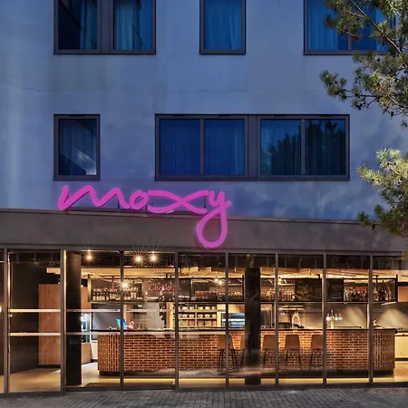 ホテル Moxy