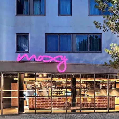 Moxy Ξενοδοχείο 3*