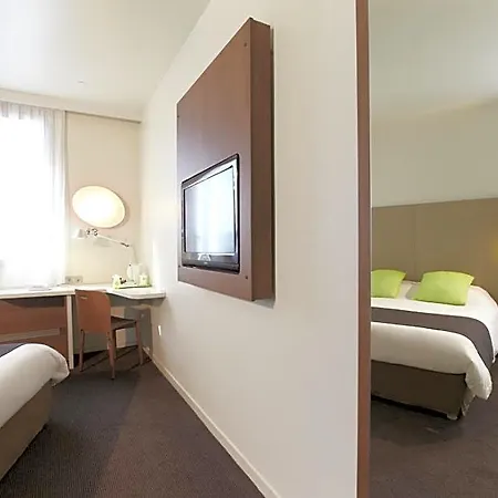 Moxy Hotel 3*