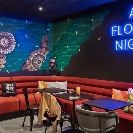 Hotel Moxy