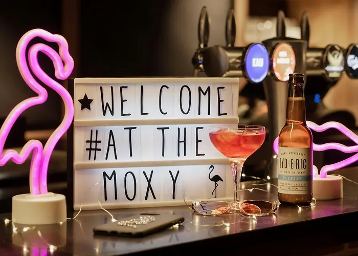 Moxy Hotell 3*